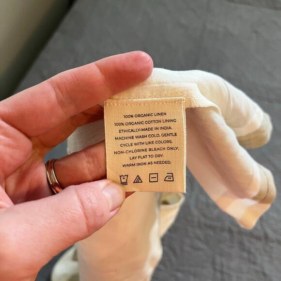 Striped Linen Crop Top - Picture 10 of 11